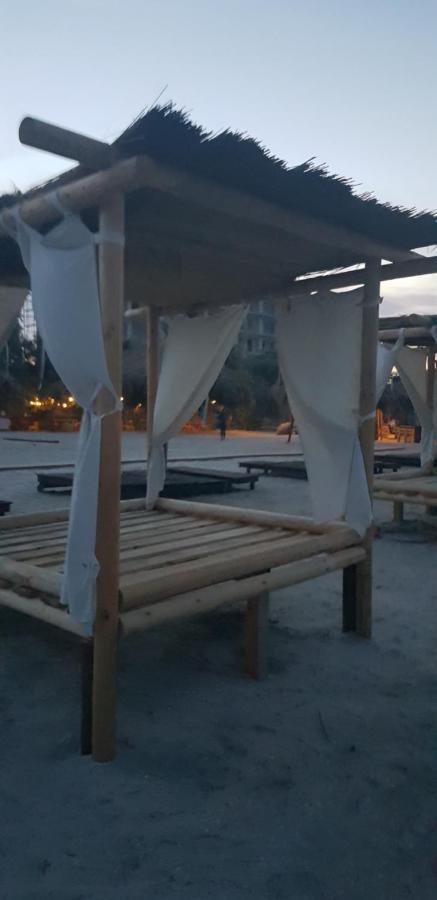 Garsoniera Papaya Beach Năvodari Exterior foto