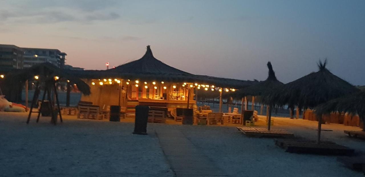 Garsoniera Papaya Beach Năvodari Exterior foto