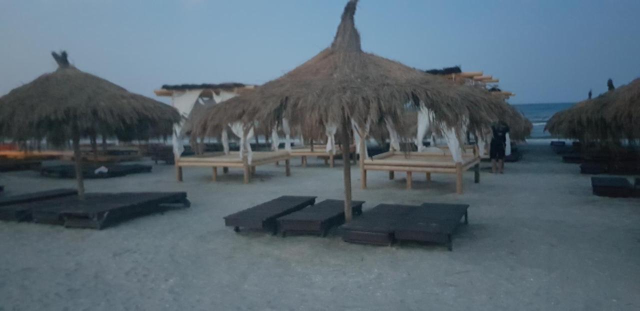 Garsoniera Papaya Beach Năvodari Exterior foto